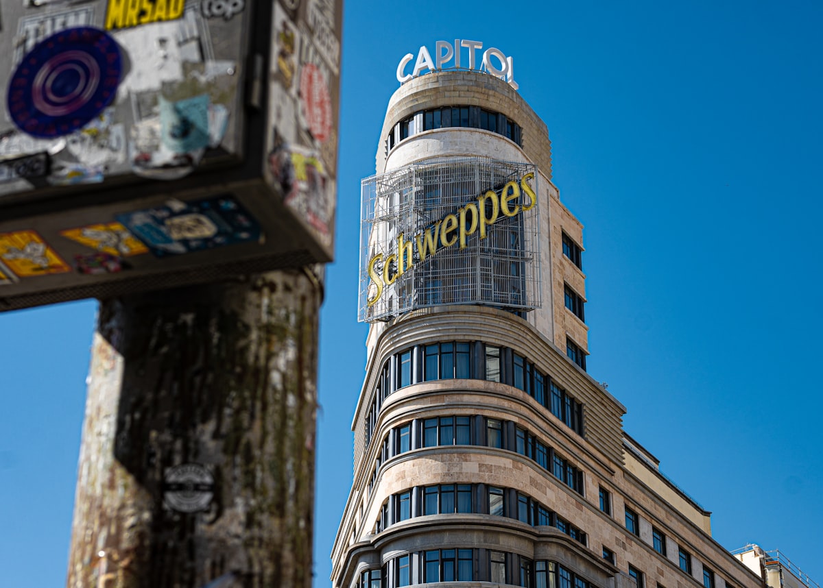 Gran Vía at dusk