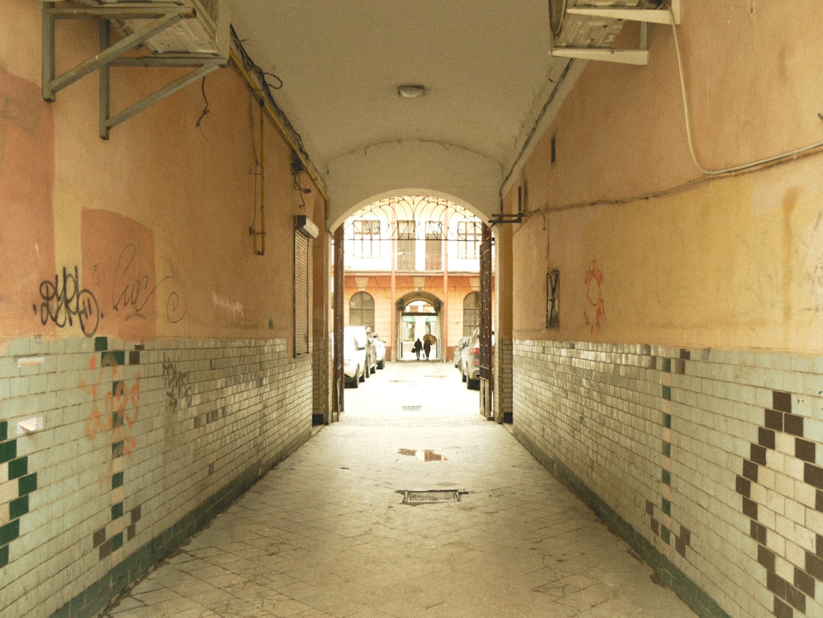 Estación de Chamberí ghost metro station